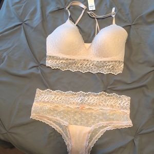 Brand new light pink floral bra/cheeky underwear
